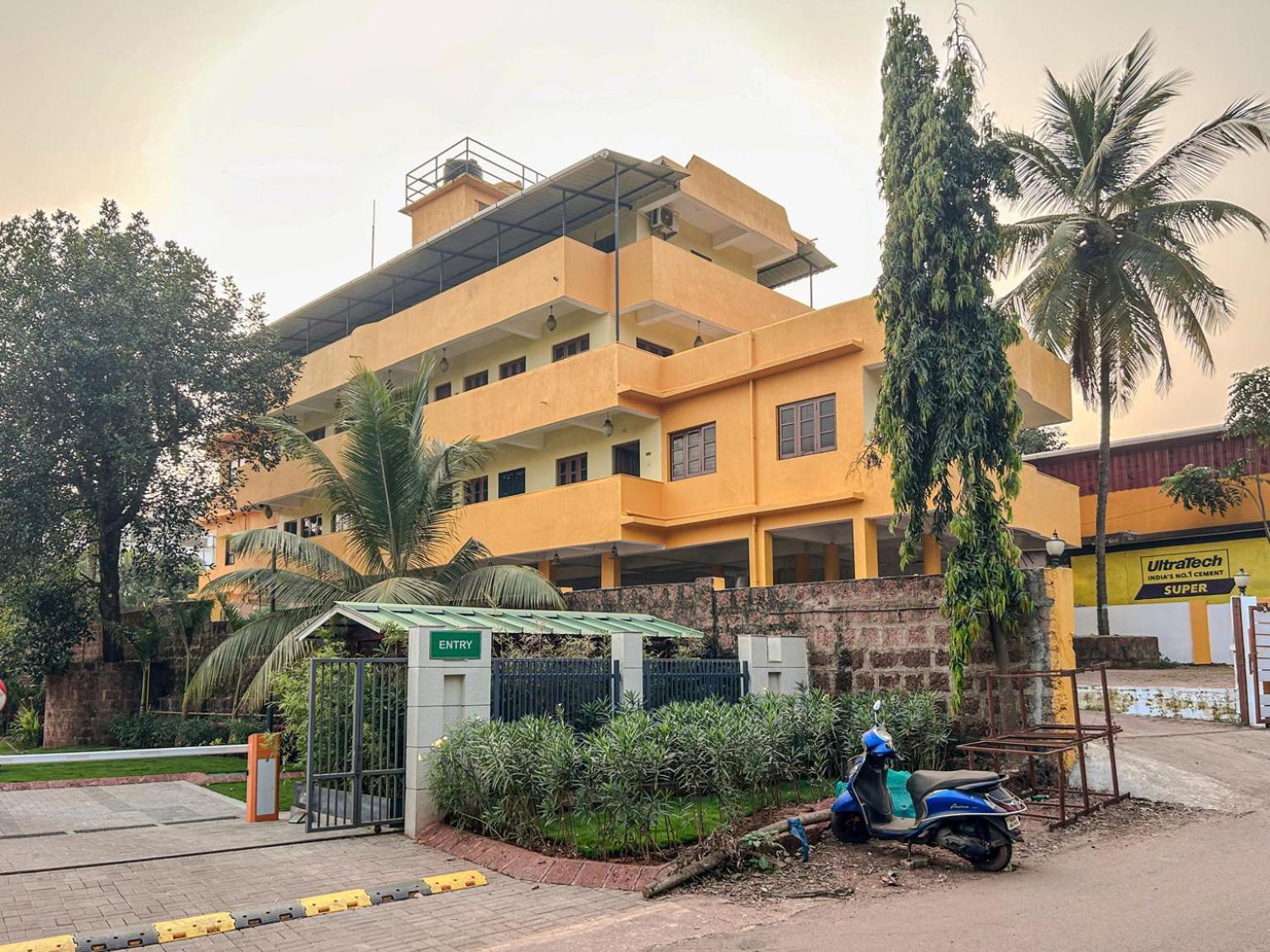 La Costa Residency Hotel Anjuna Eksteriør billede