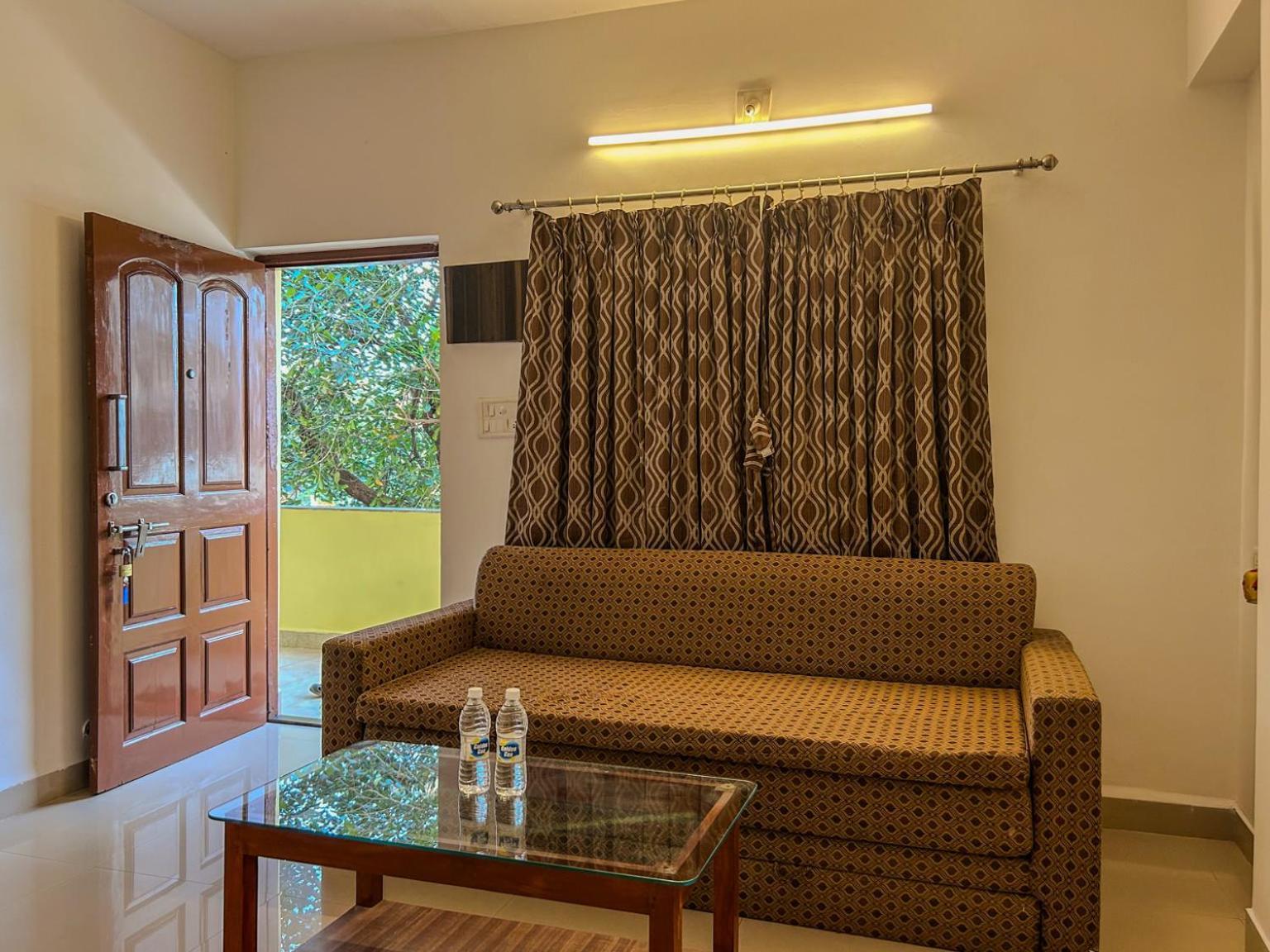 La Costa Residency Hotel Anjuna Eksteriør billede