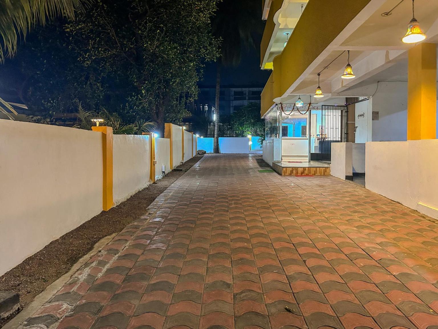 La Costa Residency Hotel Anjuna Eksteriør billede