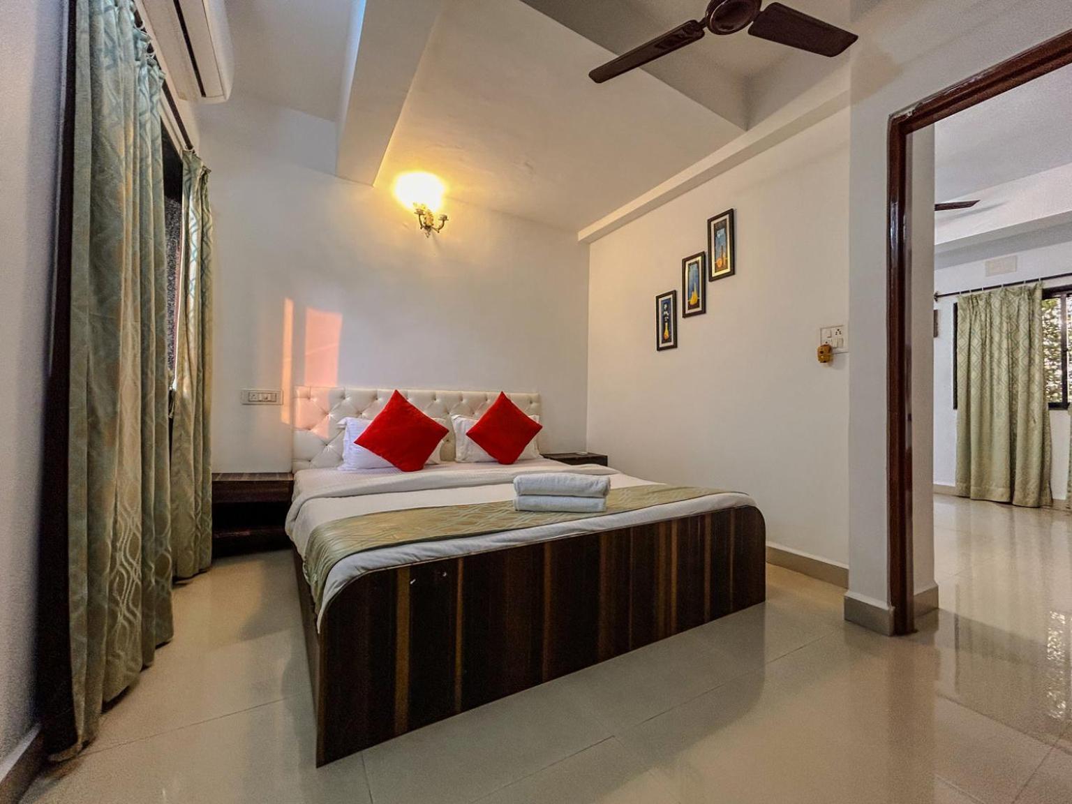 La Costa Residency Hotel Anjuna Eksteriør billede
